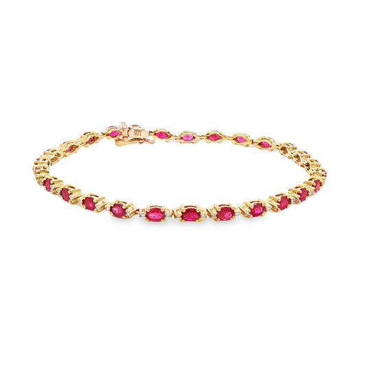 Cabochon-Cut Ruby and Diamonds Tennis Bracelet in Yellow Gold 18Kt
